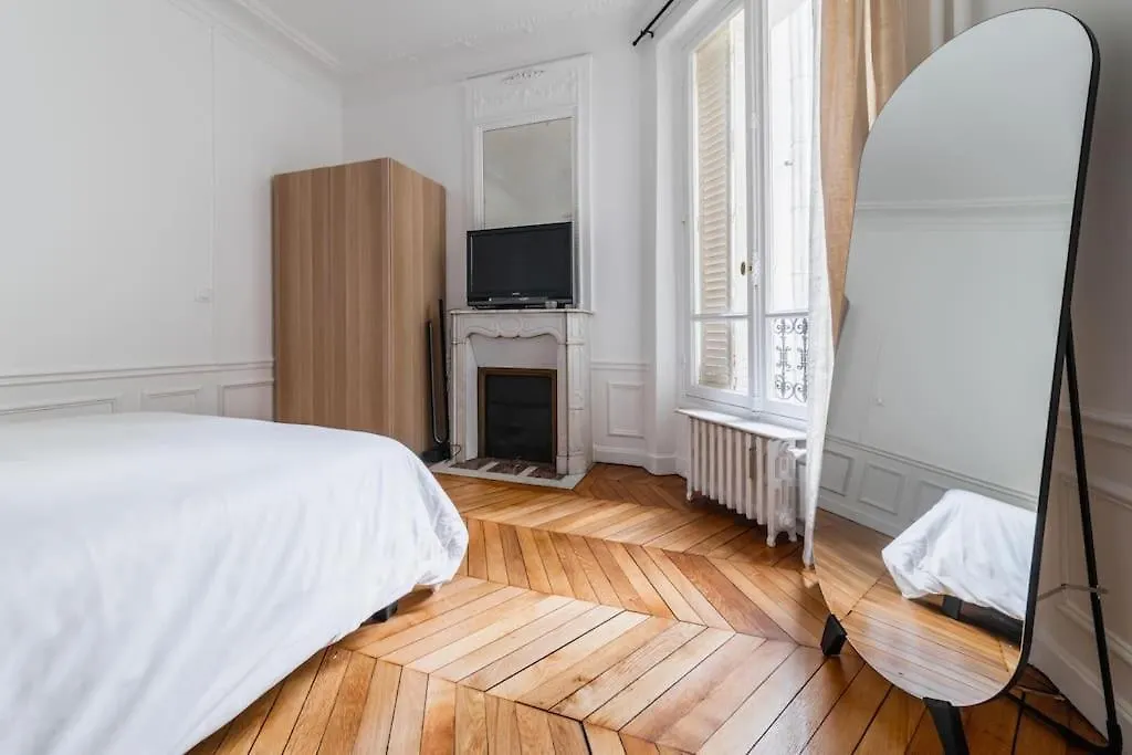 Haussmannian Apartment, Near Champs-Elysees Paris 0*,  France